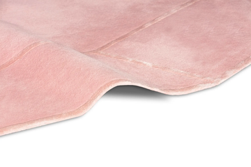 QUEEN HEART - Wool rug by ROYAL STRANGER - view 3